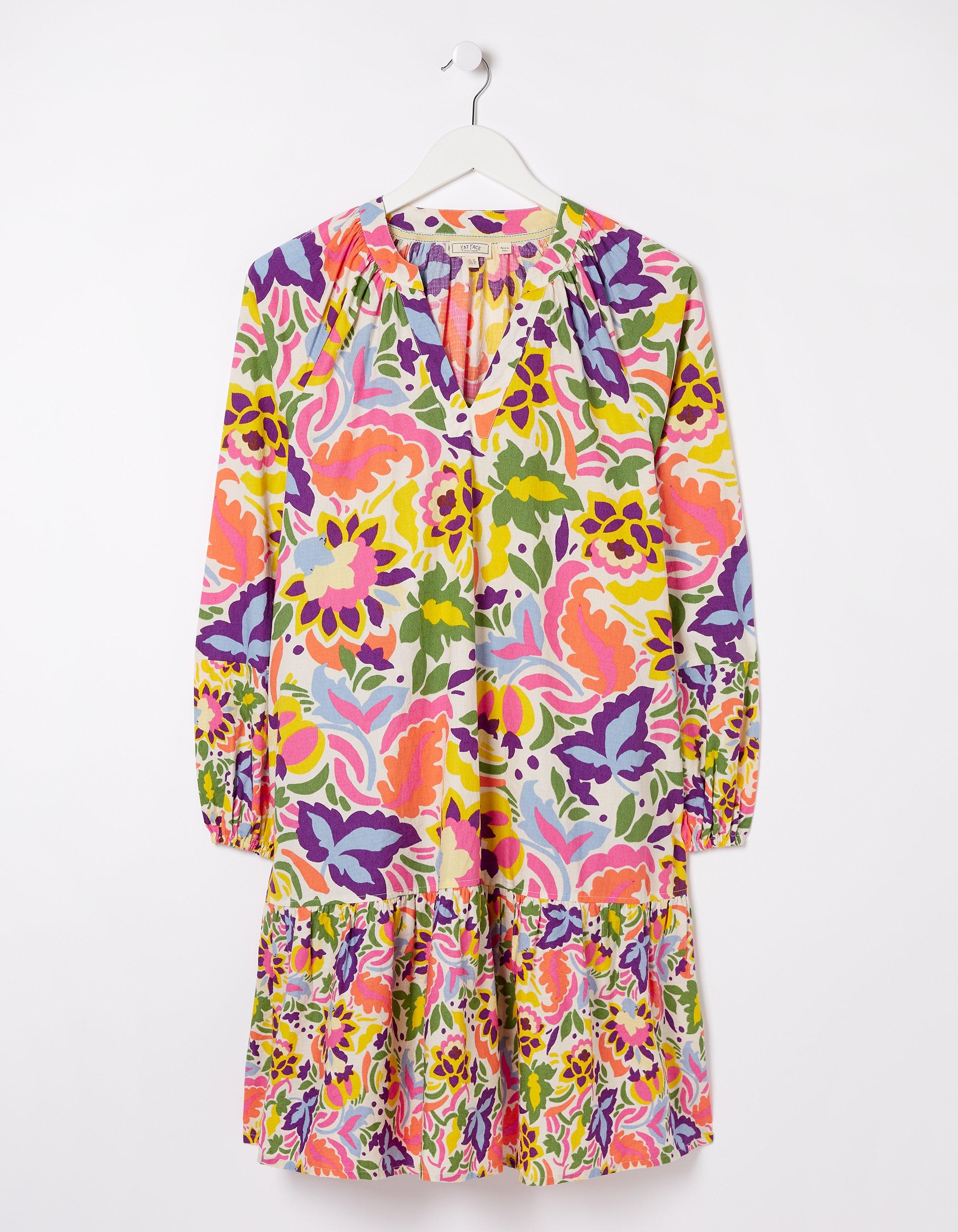 This pretty M&S midi dress is notching up five-star reviews