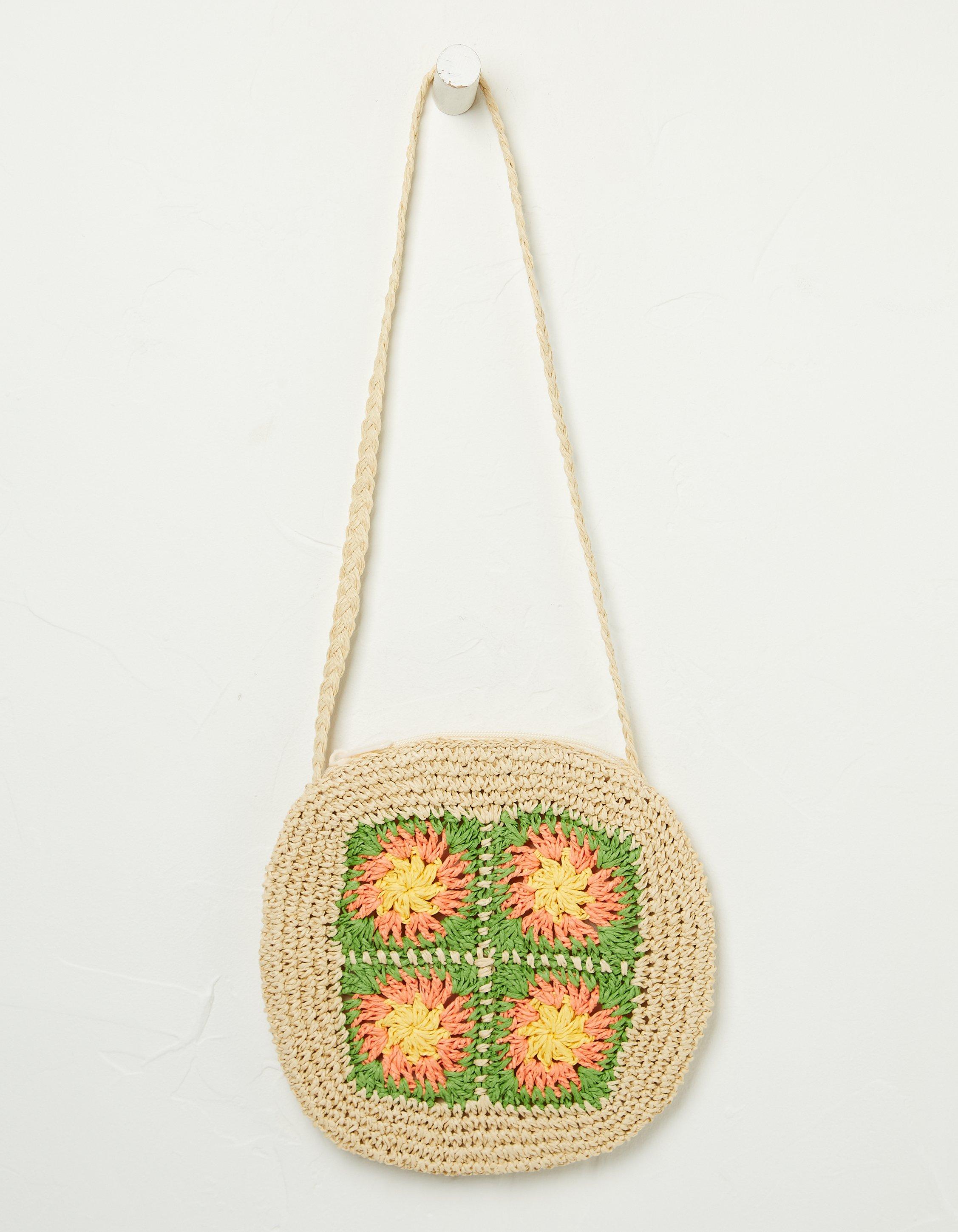 Straw on sale crochet bag