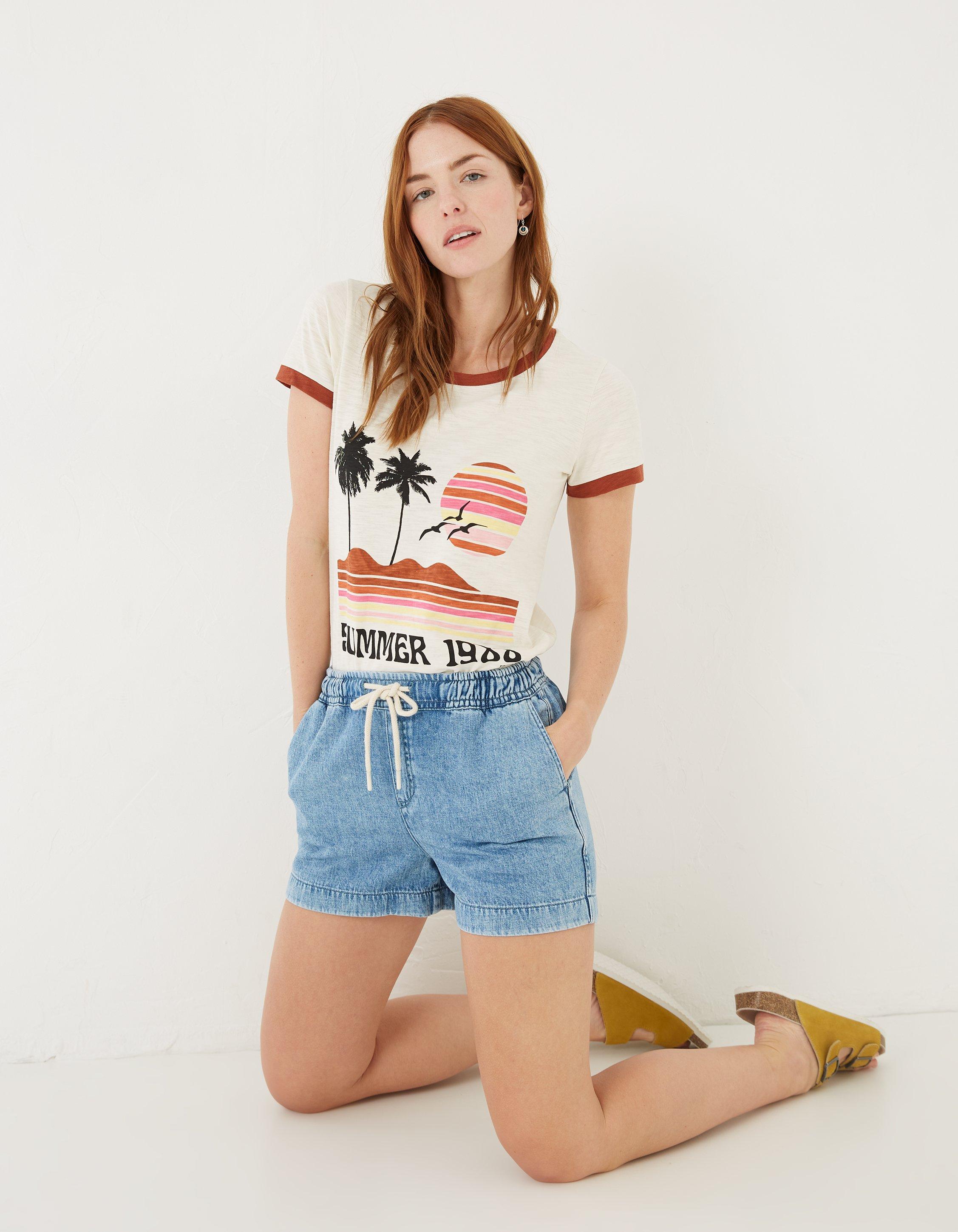 Pull on store jean shorts womens