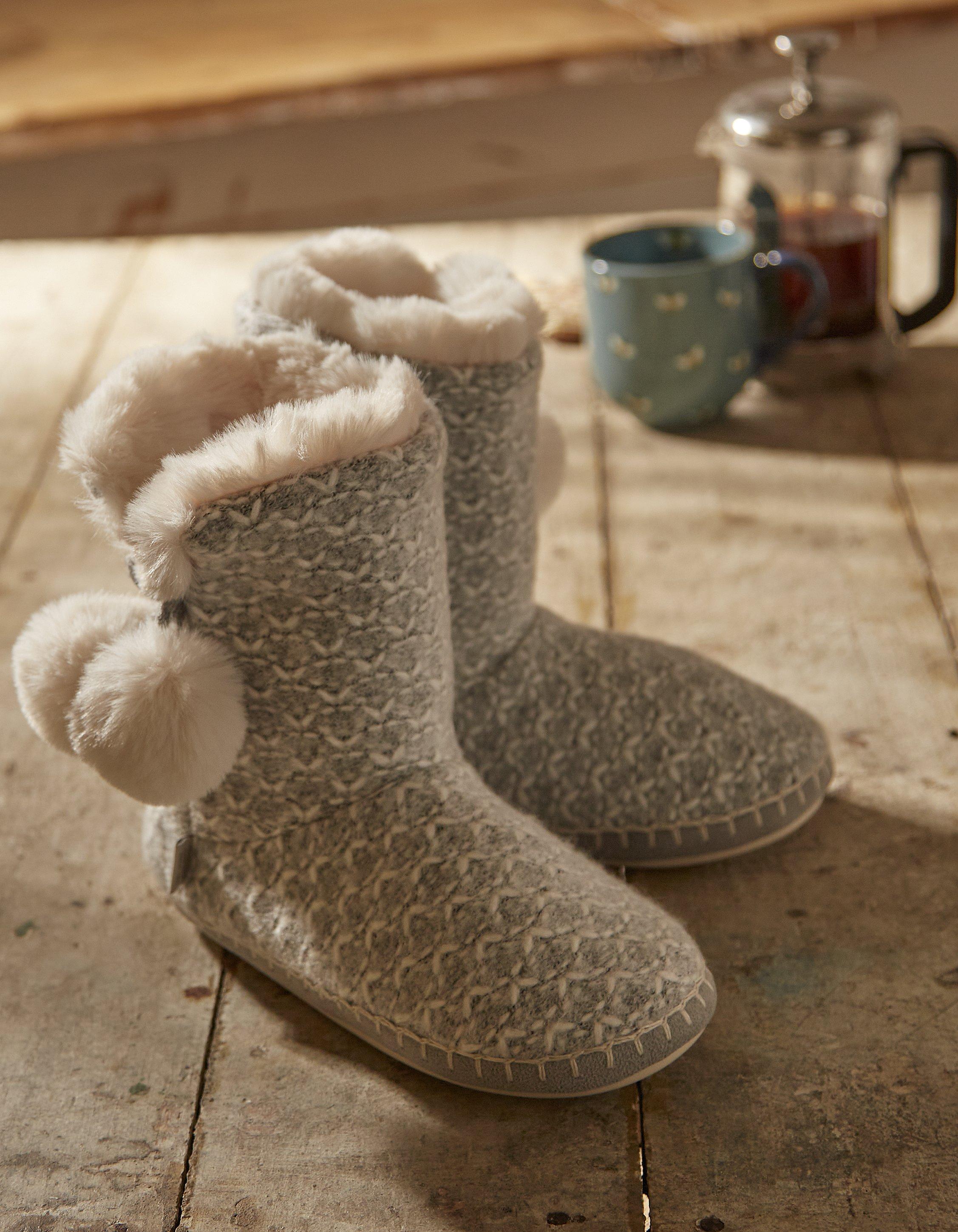 Grey knitted 2024 slipper boots