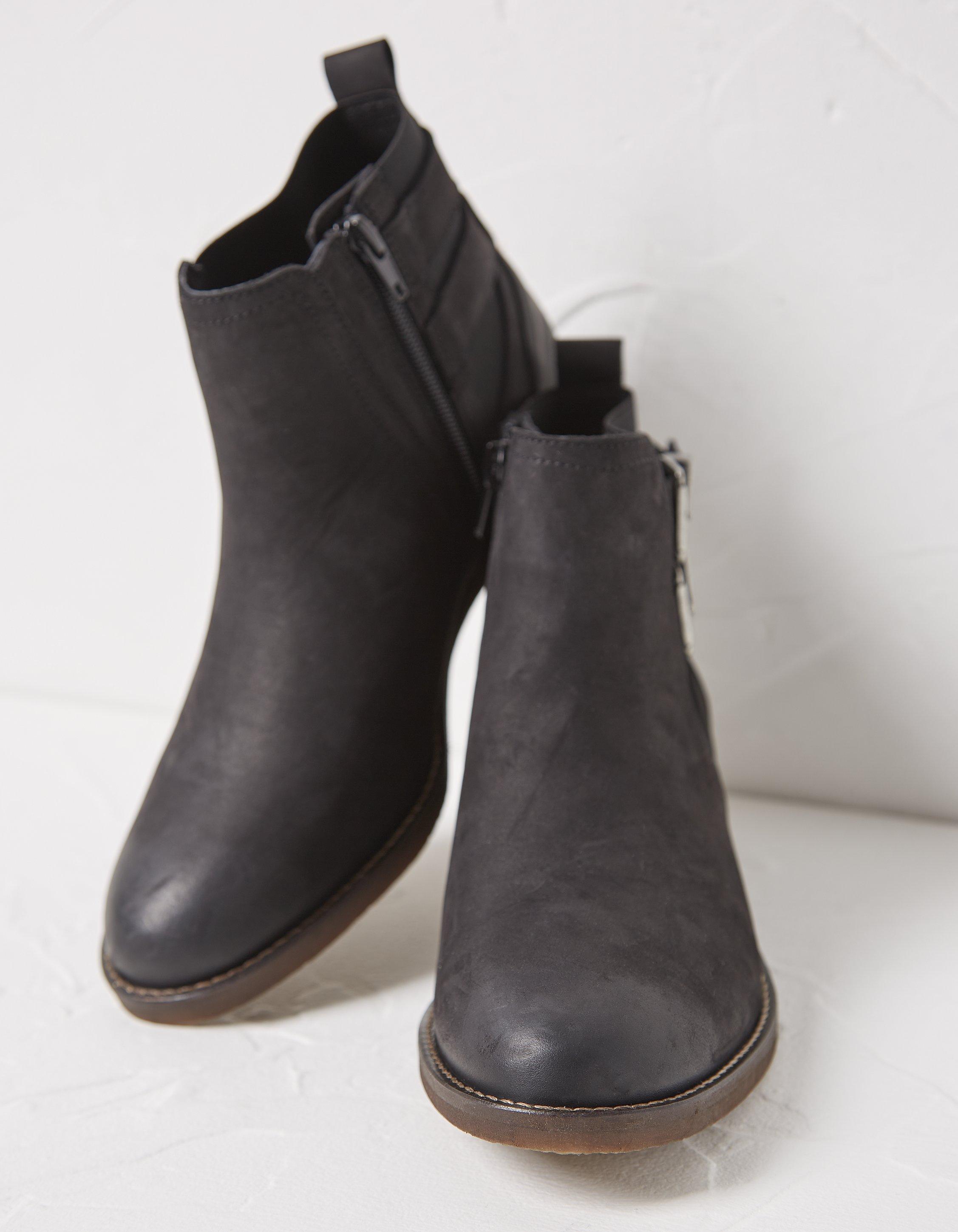 Fat face best sale chelsea boots