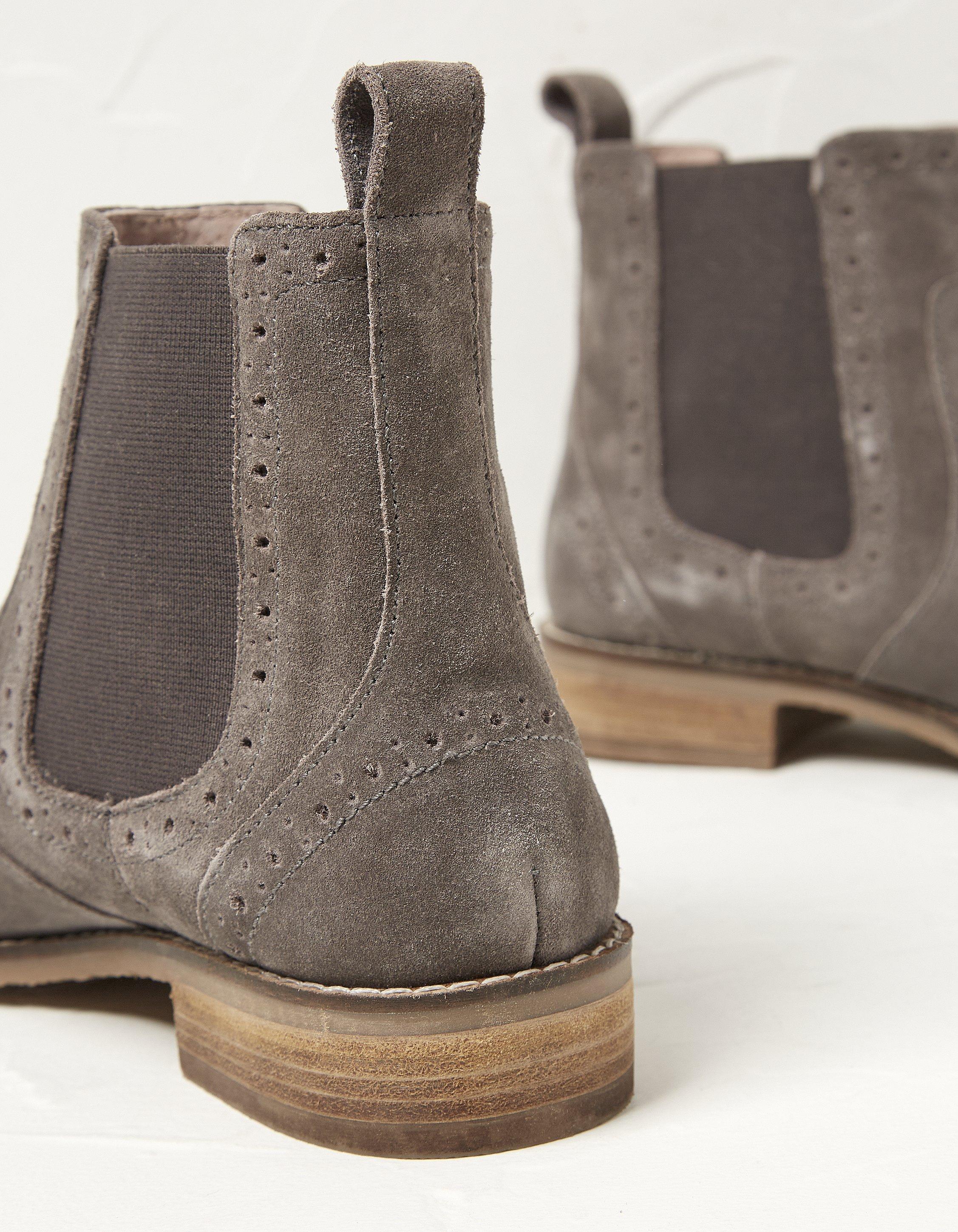 Fatface grey hot sale boots