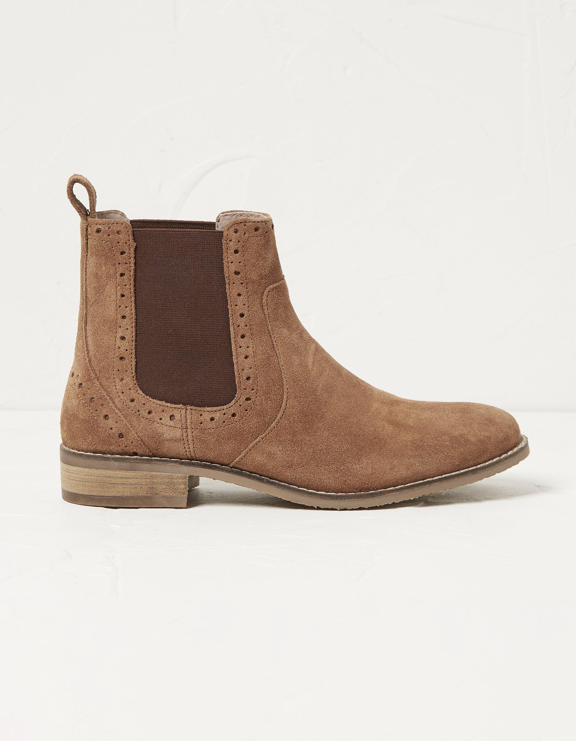 Chelsea boots clearance fat face