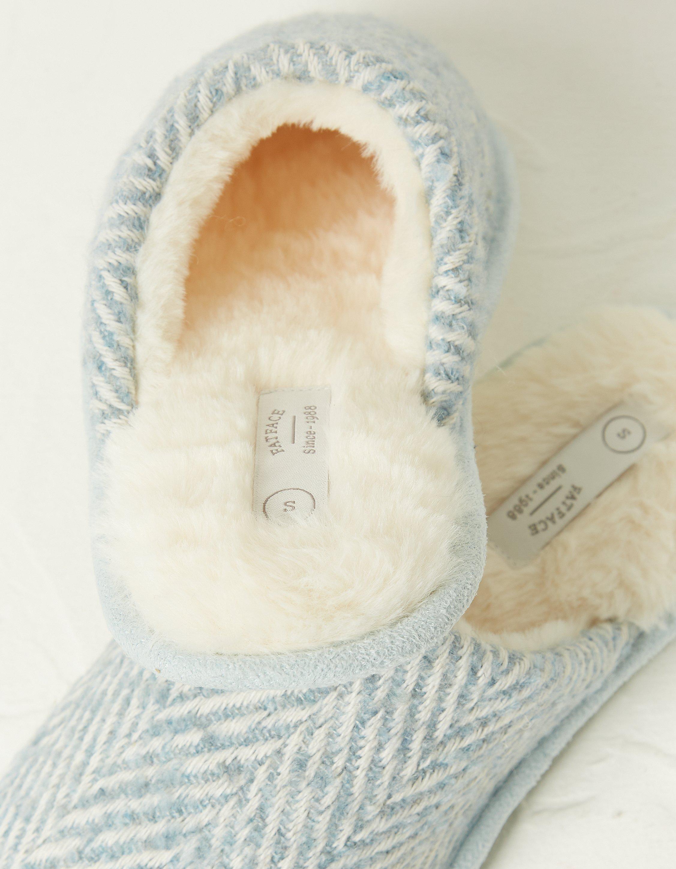 Green mule online slippers