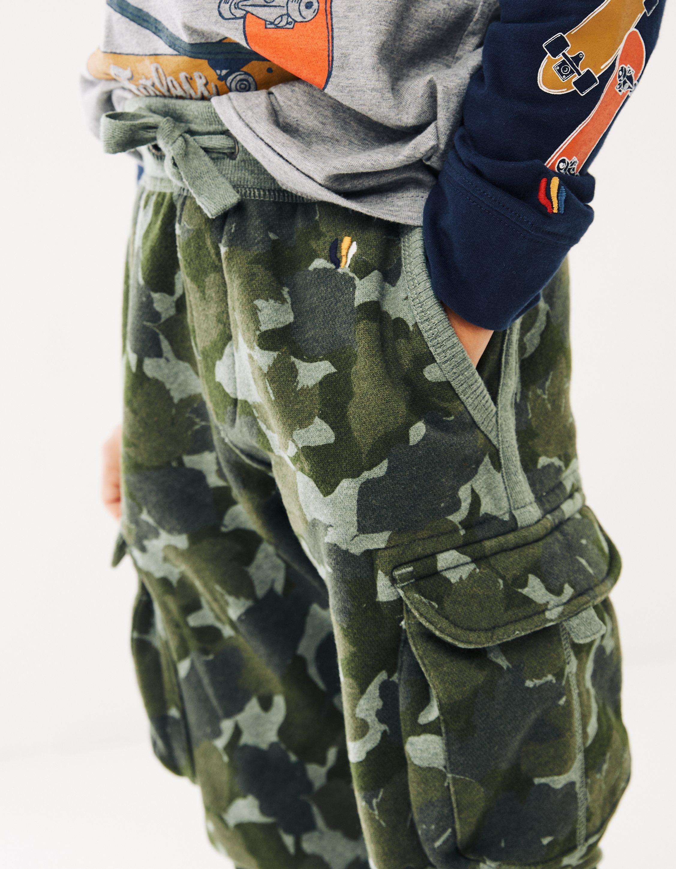 Army cargo outlet joggers