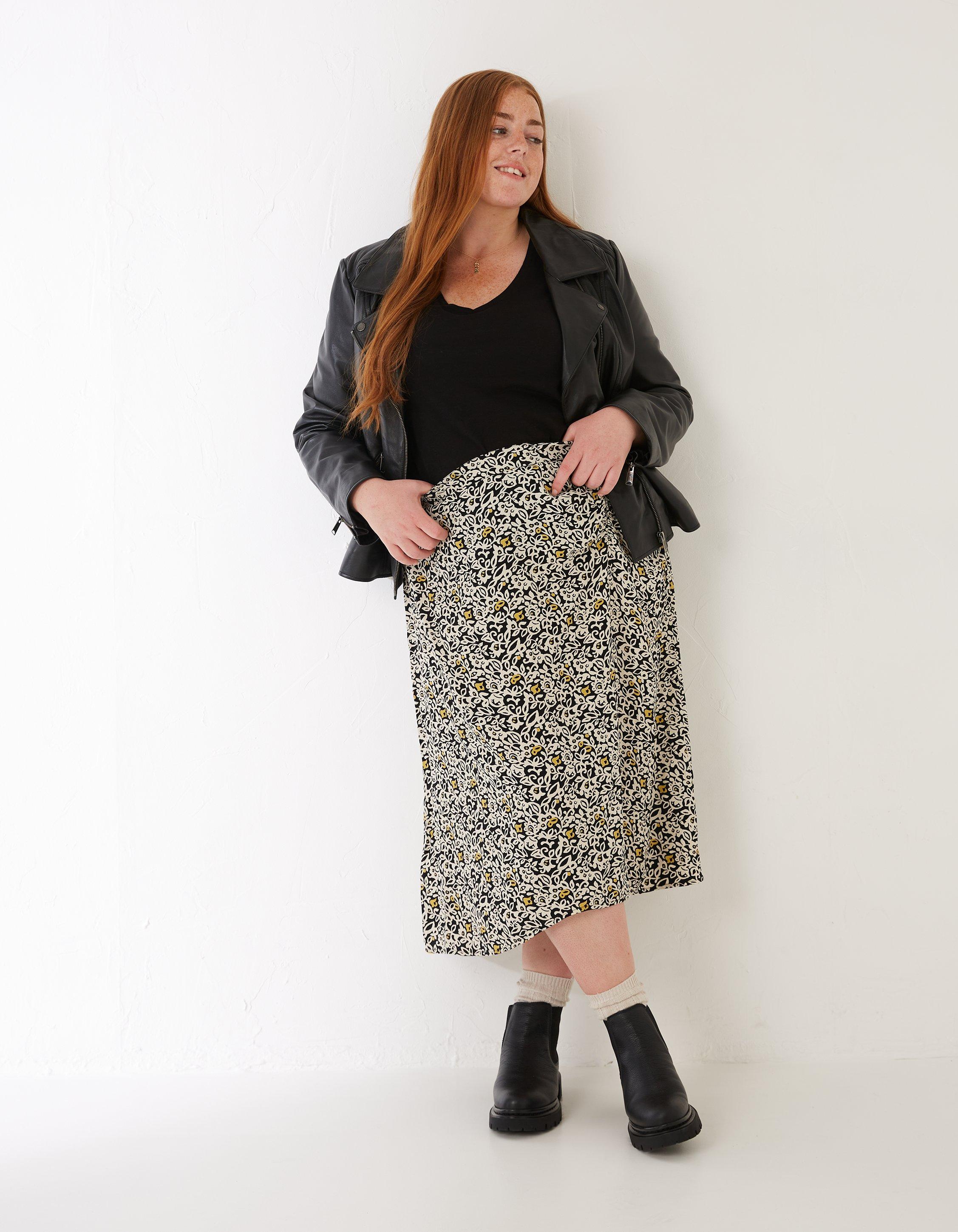 Black midi hotsell skirt size 20