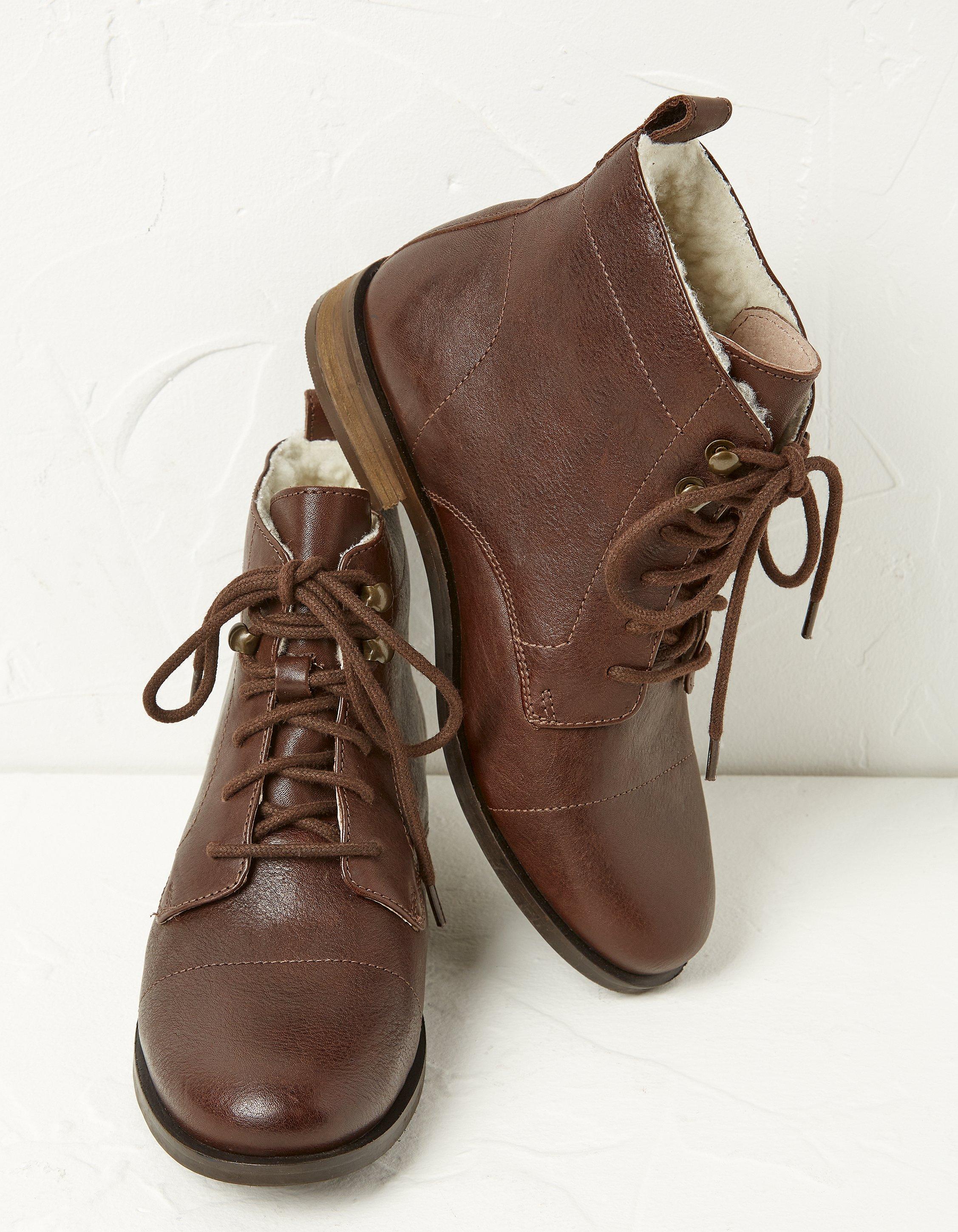 catrin lace up boots