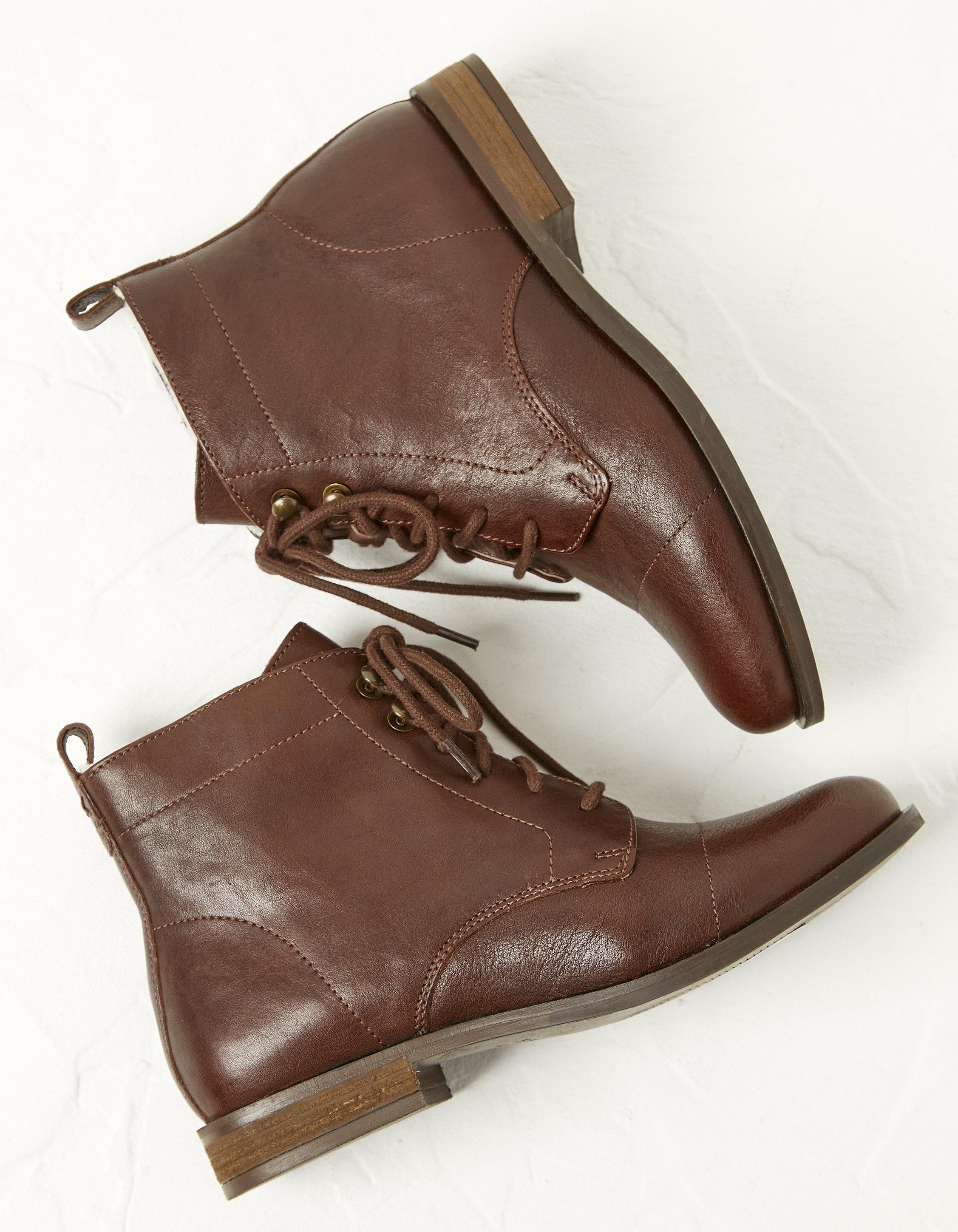 catrin lace up boots