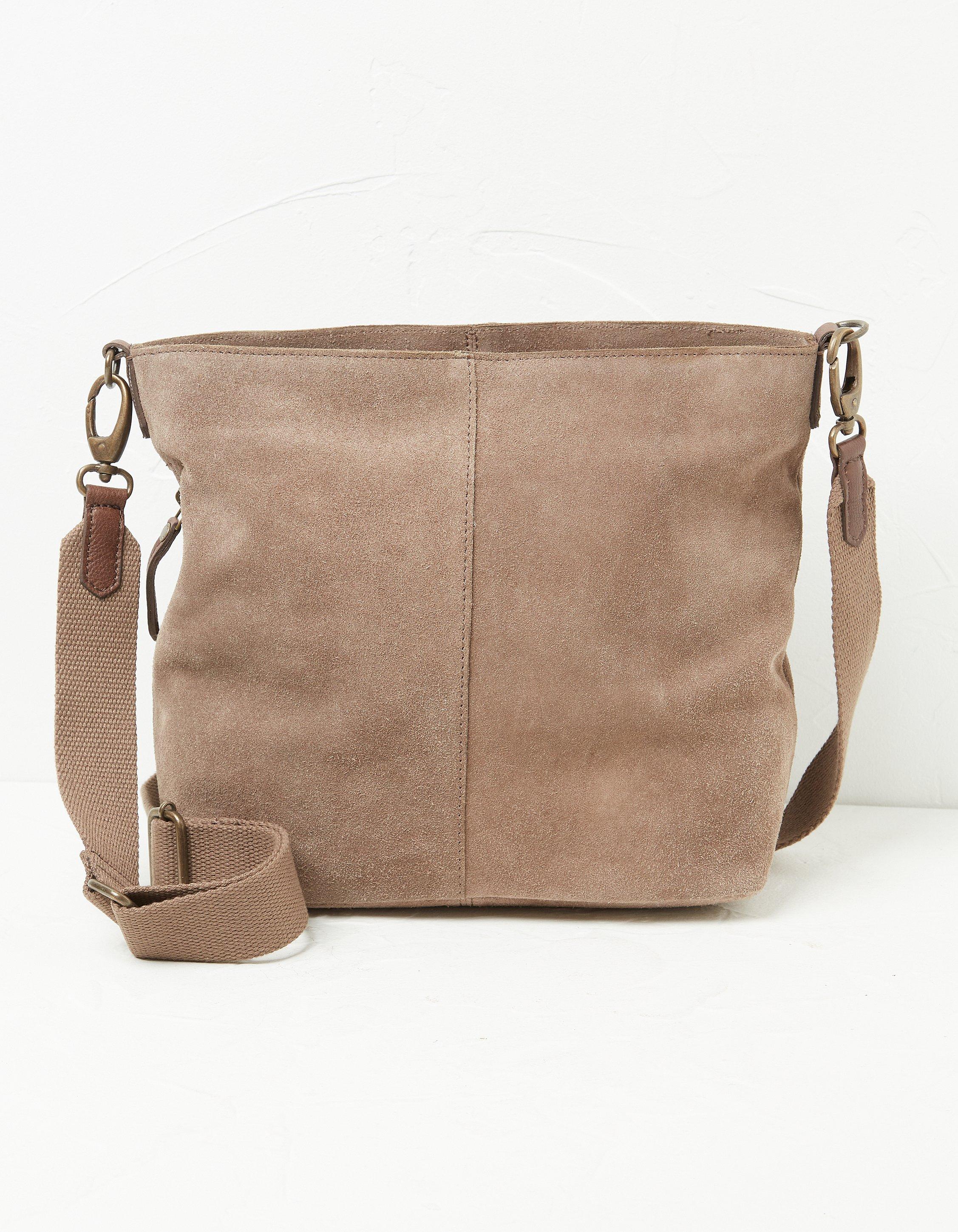 Suede cross store body bag