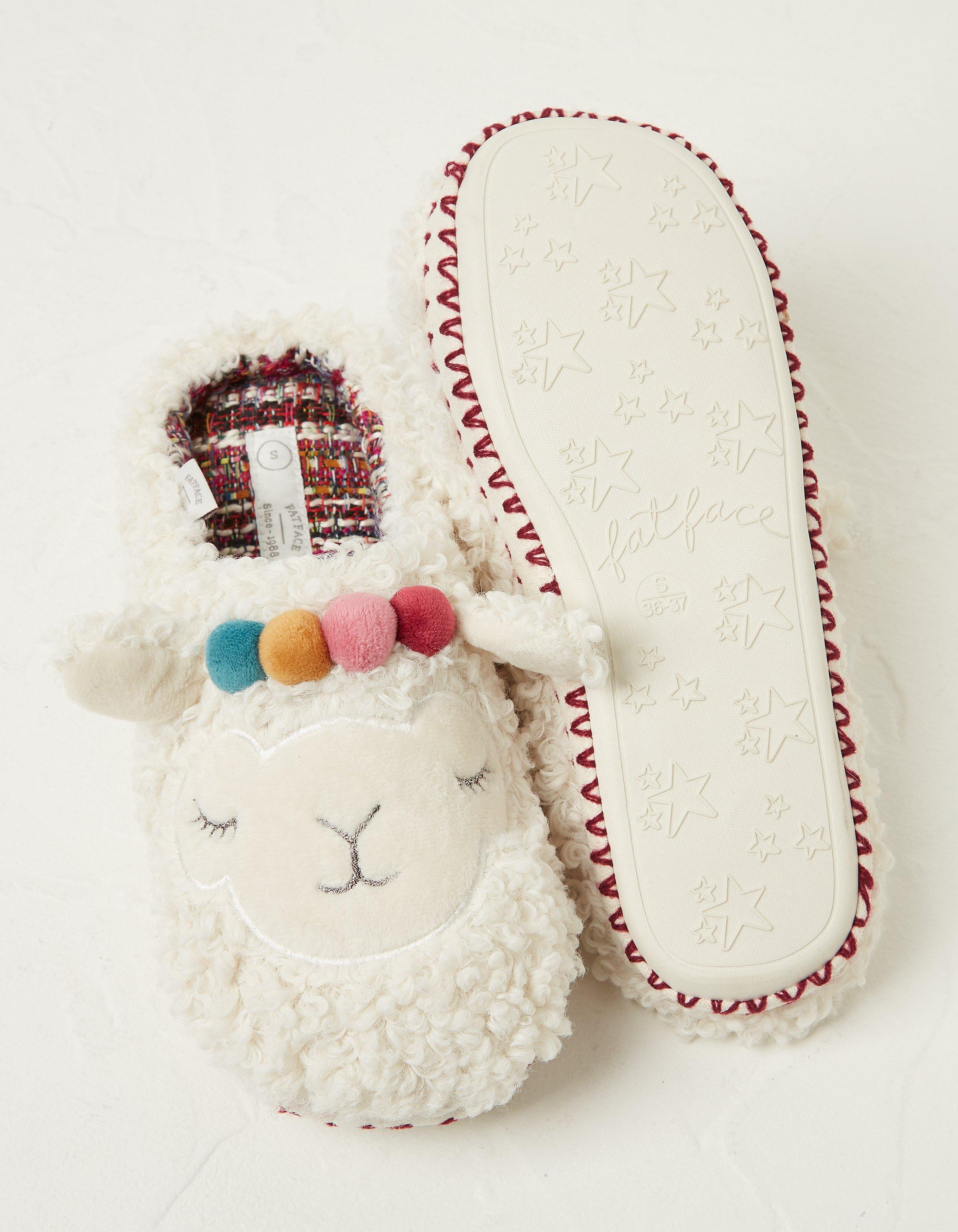 Llama hot sale slipper boots