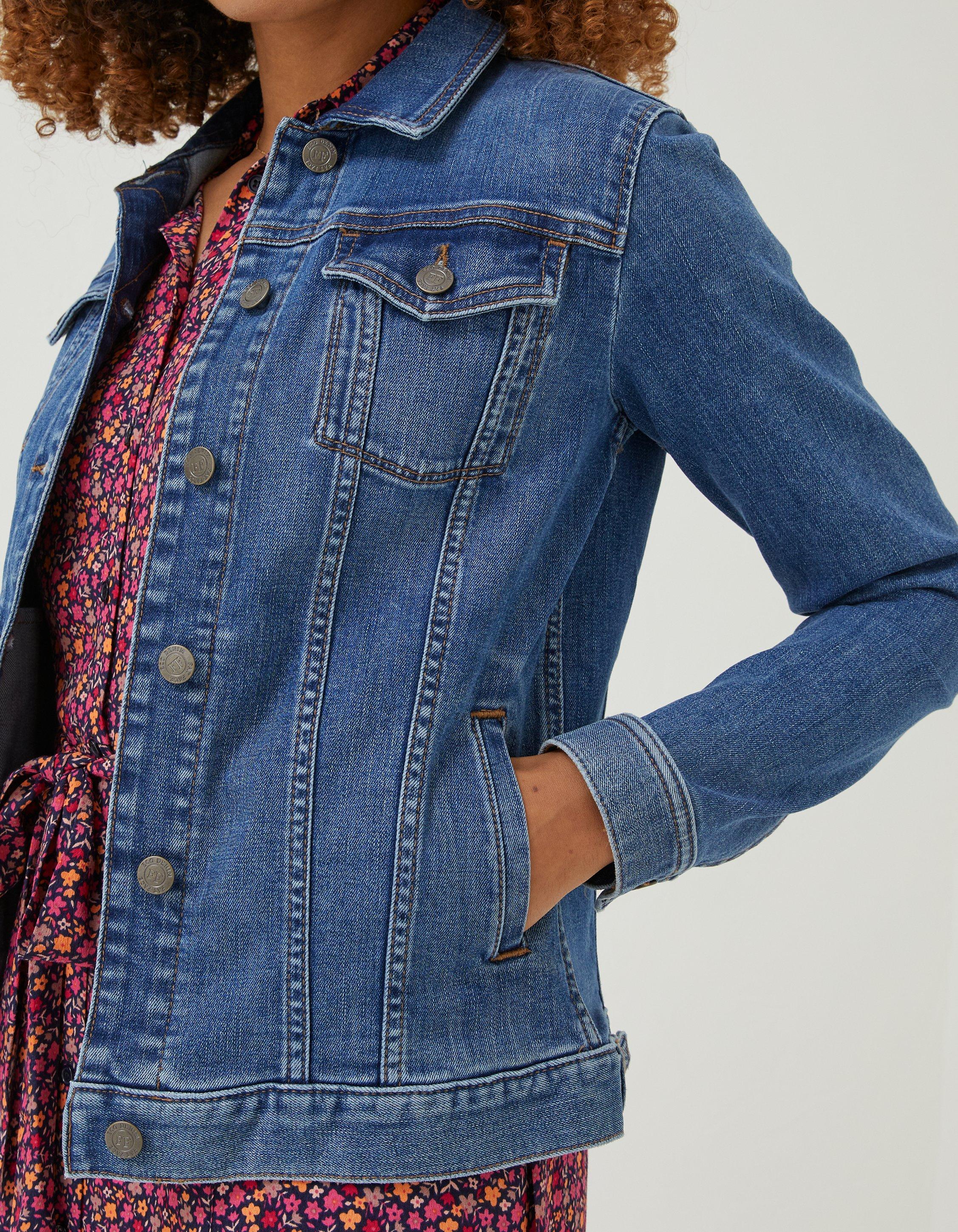 Blue Denim Jacket With Pocket Details