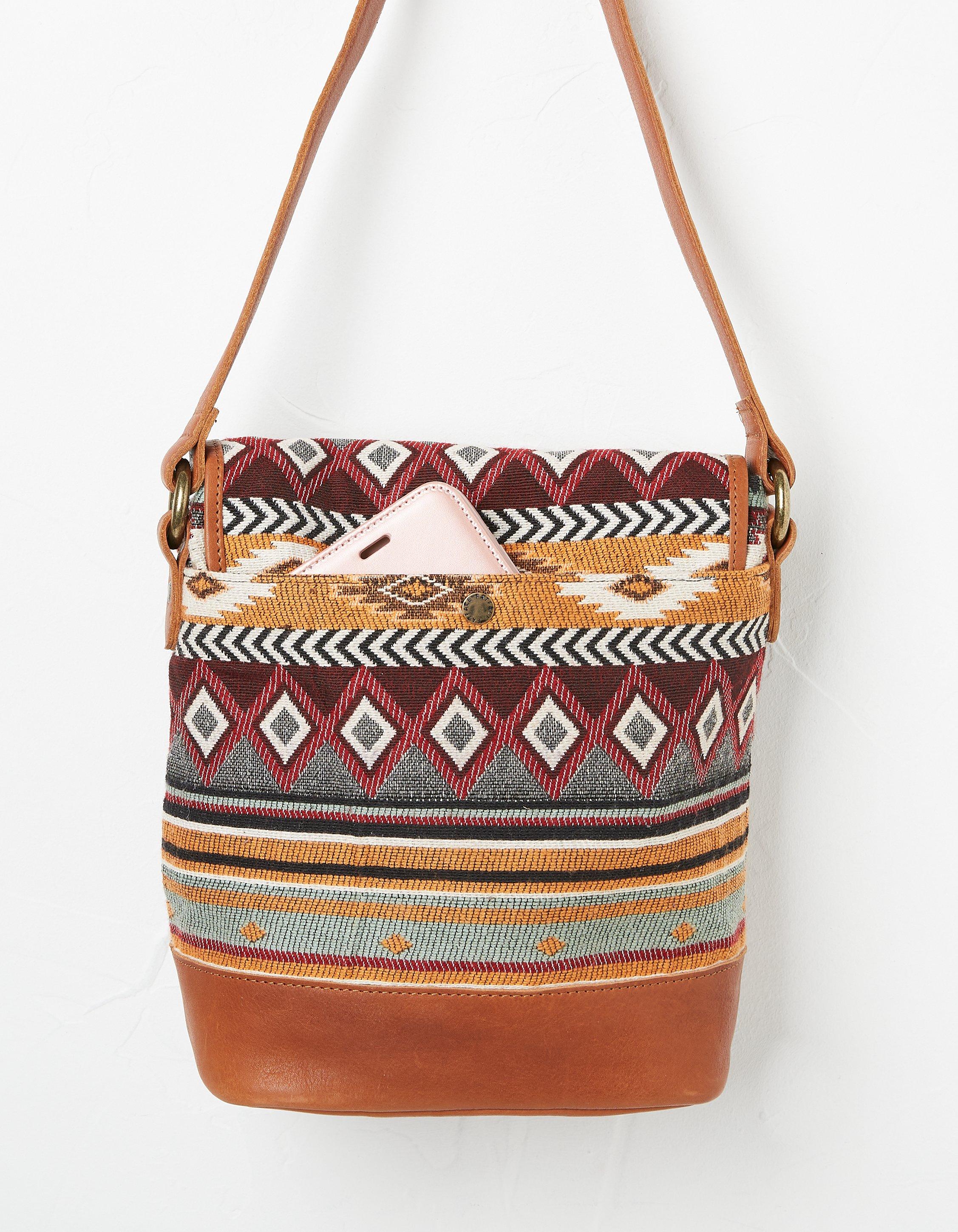 Woven Bucket Bag