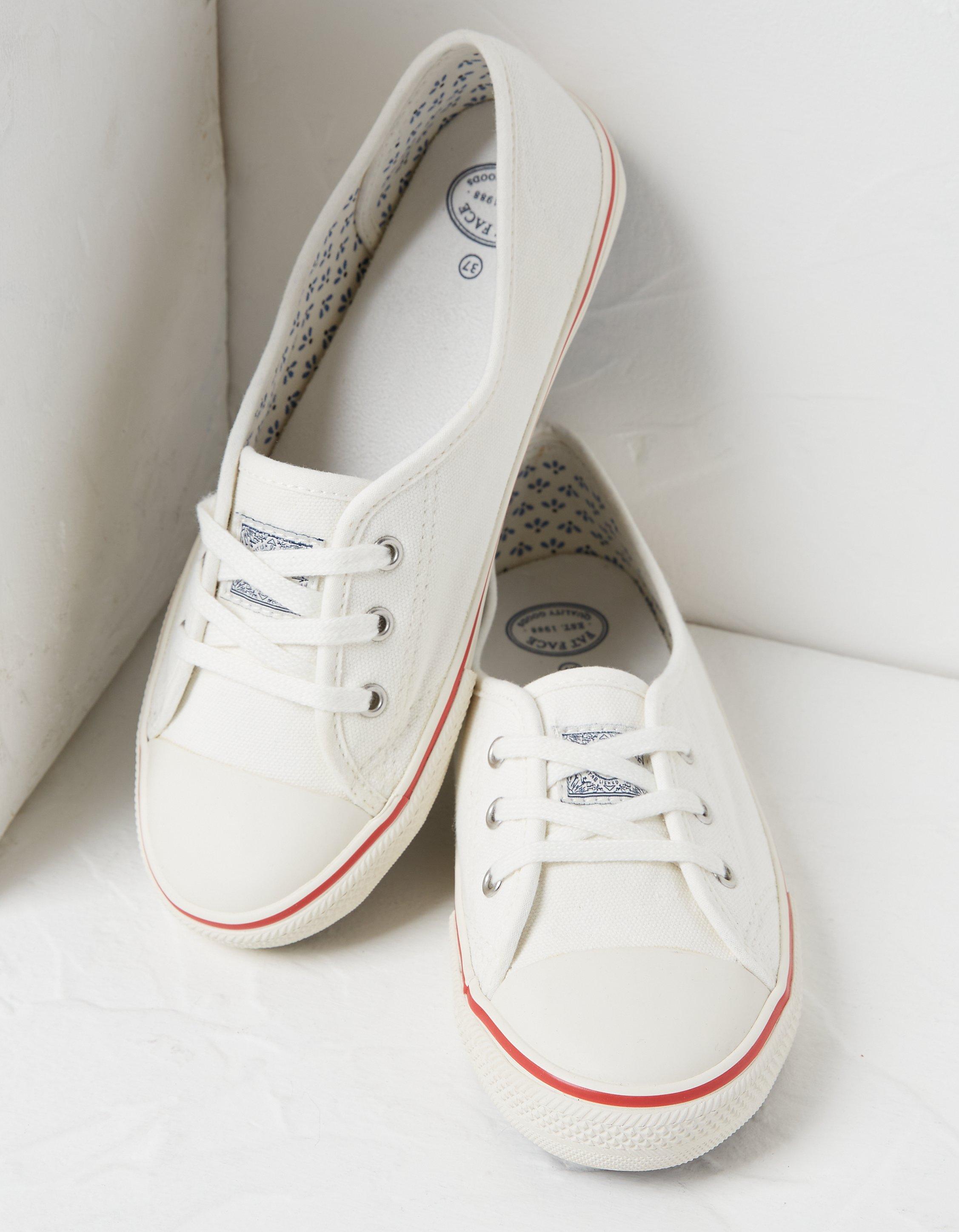 Crítica lapso tirano White Ballet Sneakers, Sneakers | FatFace.com