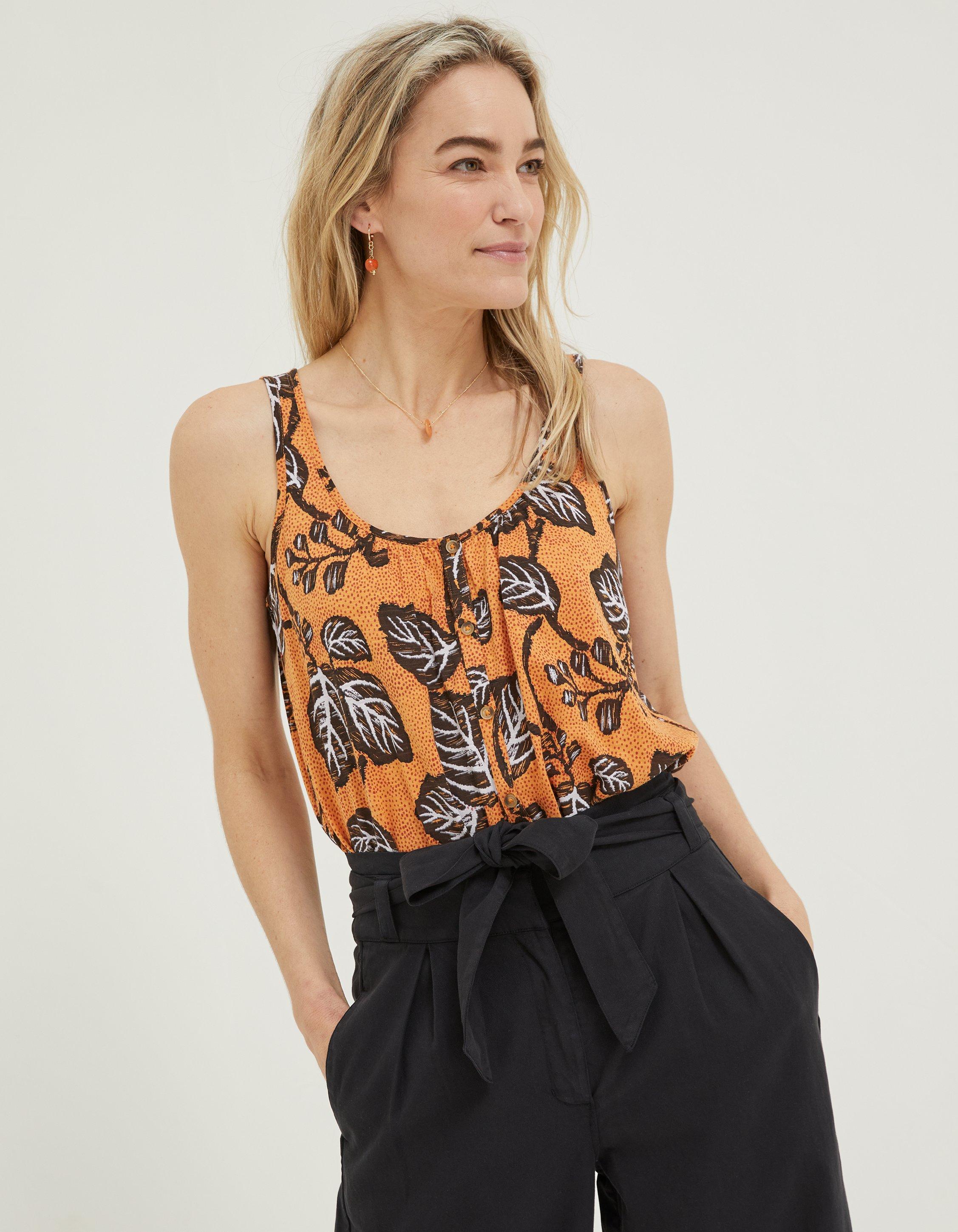 Floral vest outlet top