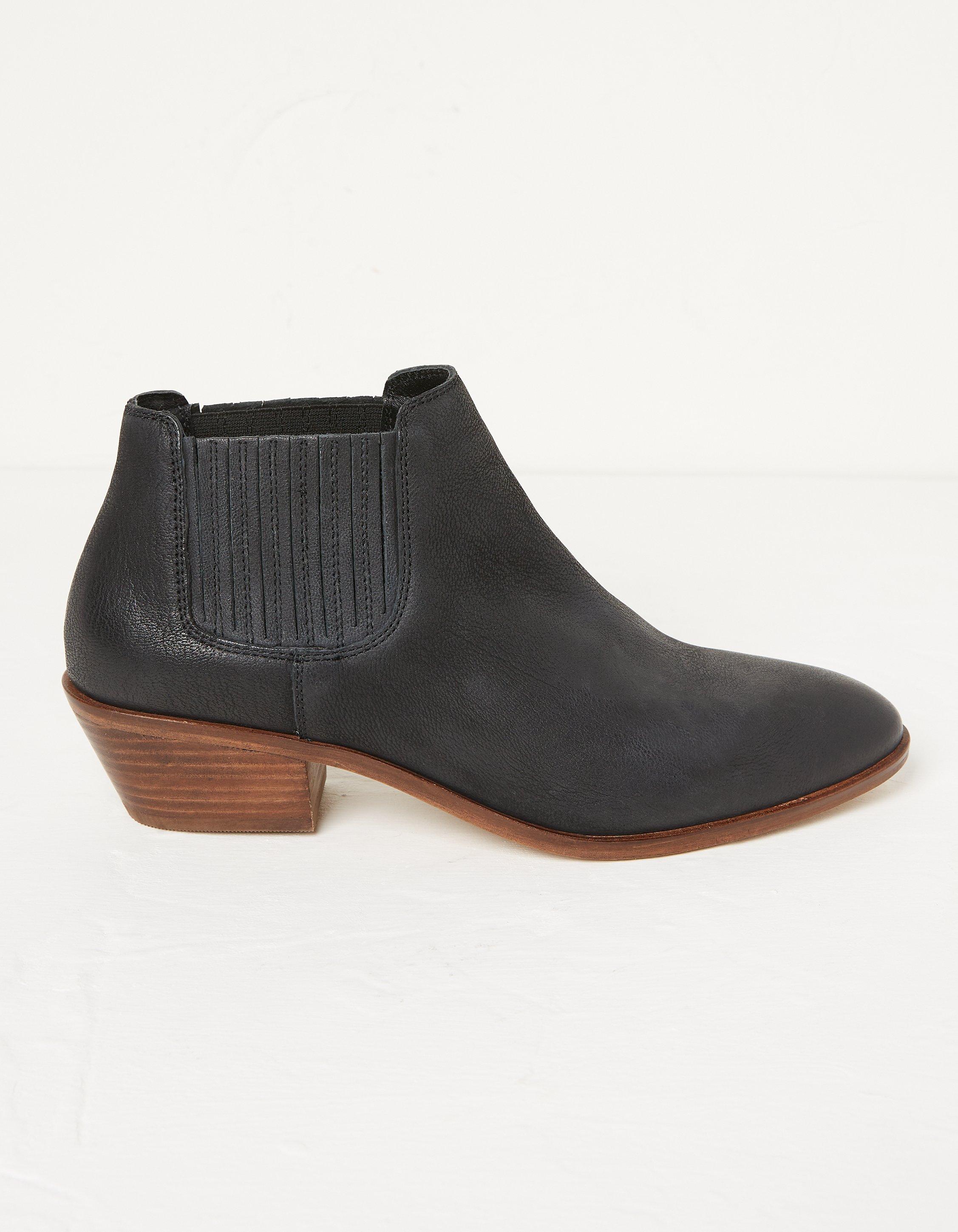 Fatface on sale chelsea boots