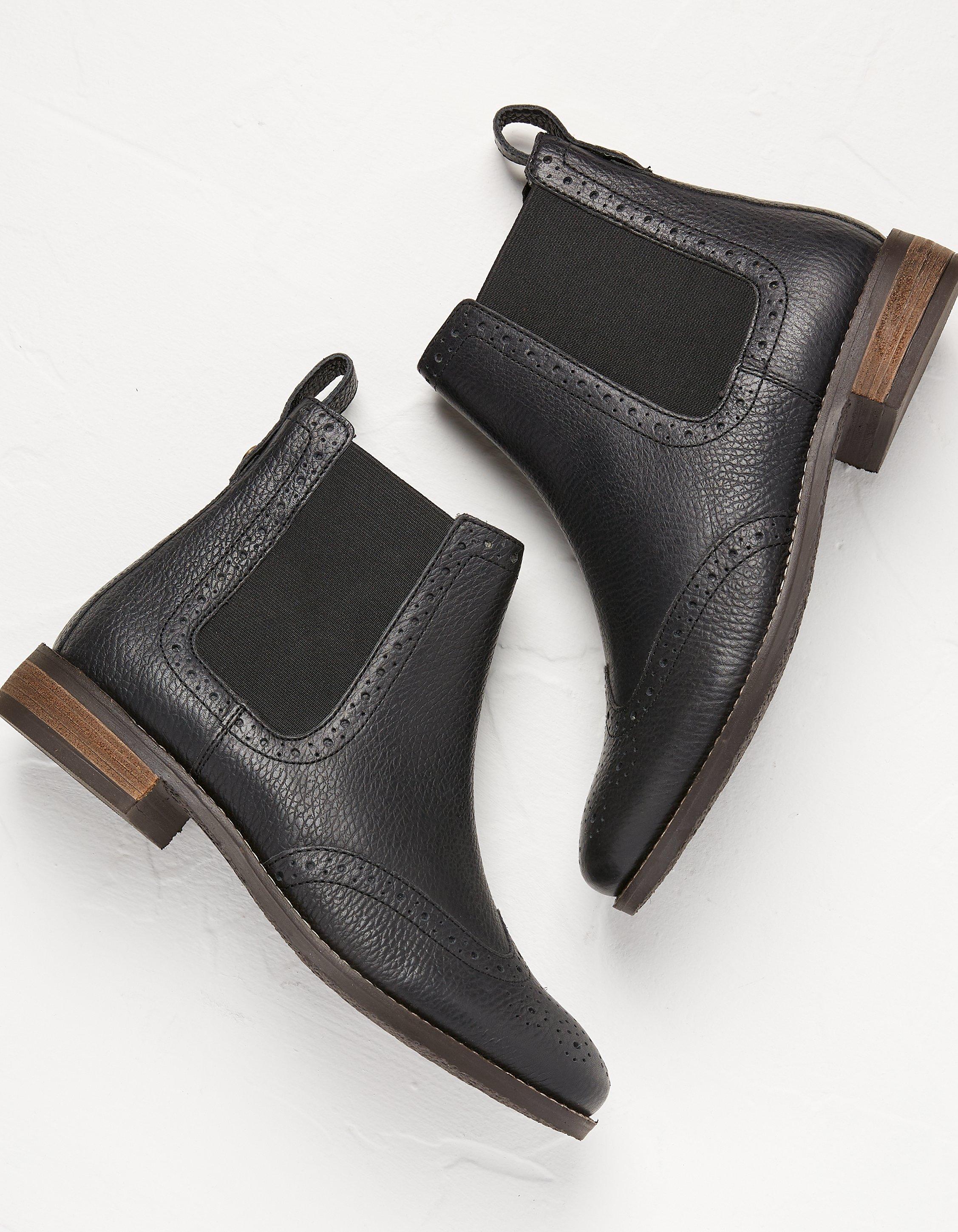 Flat chelsea boots womens sale