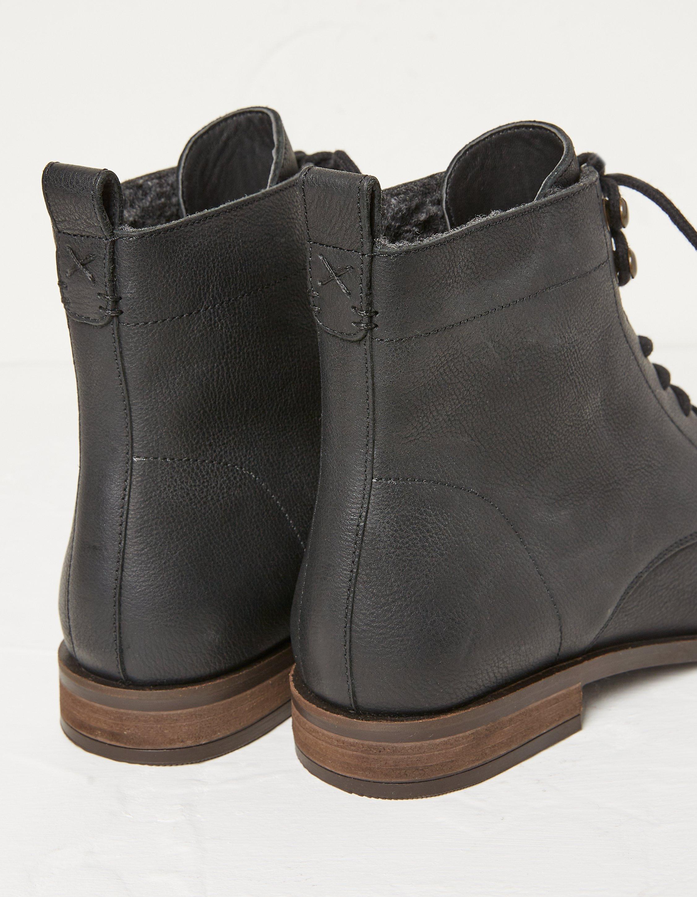 Ankle boots leather on sale ladies