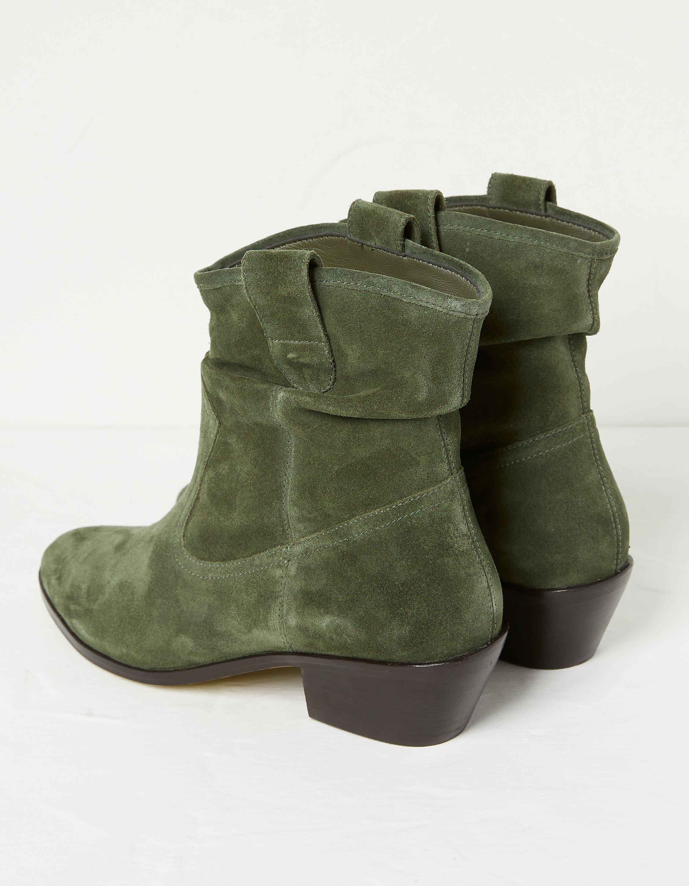 Green suede outlet boots