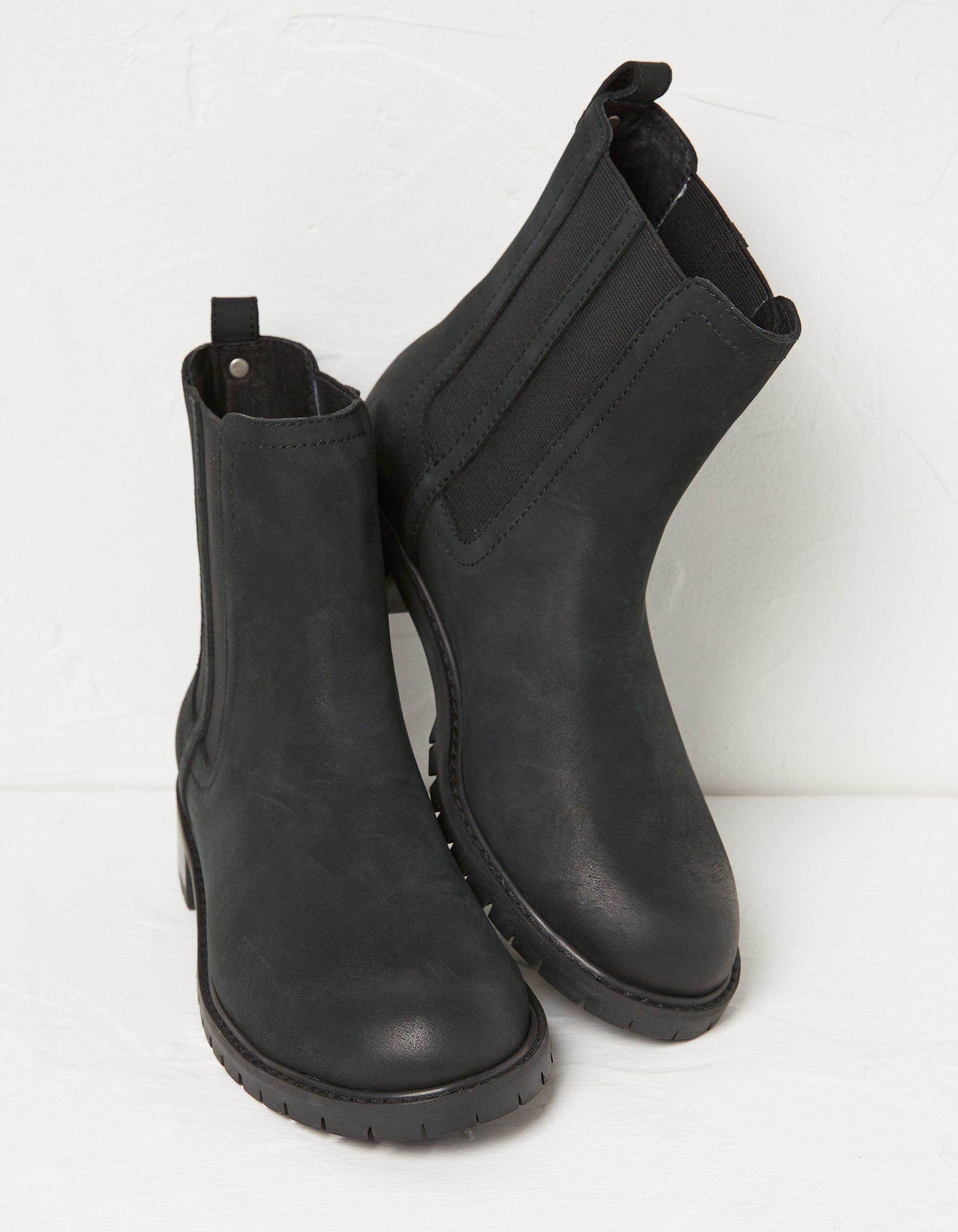 Black high chelsea outlet boots