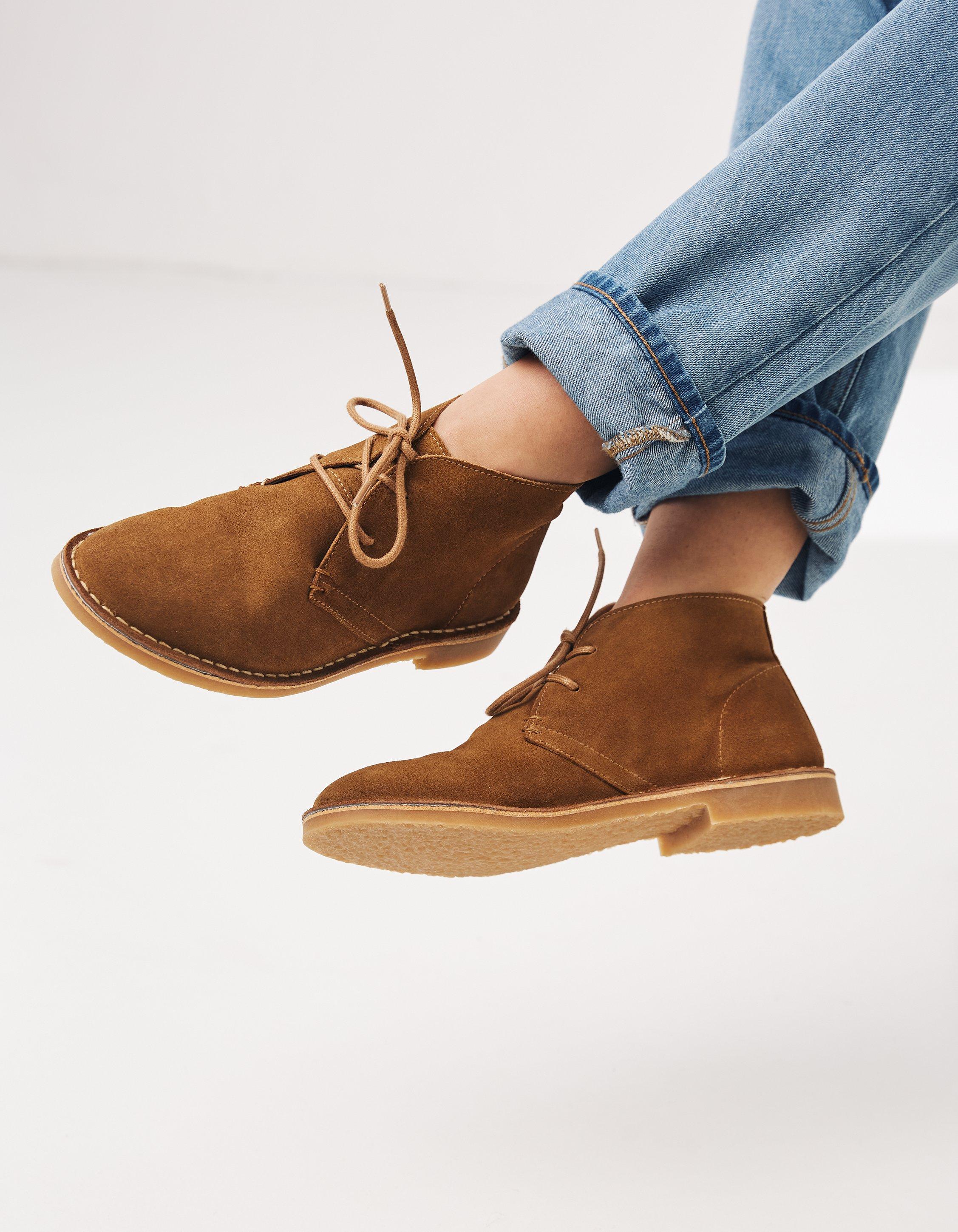 Tan desert shop boots womens