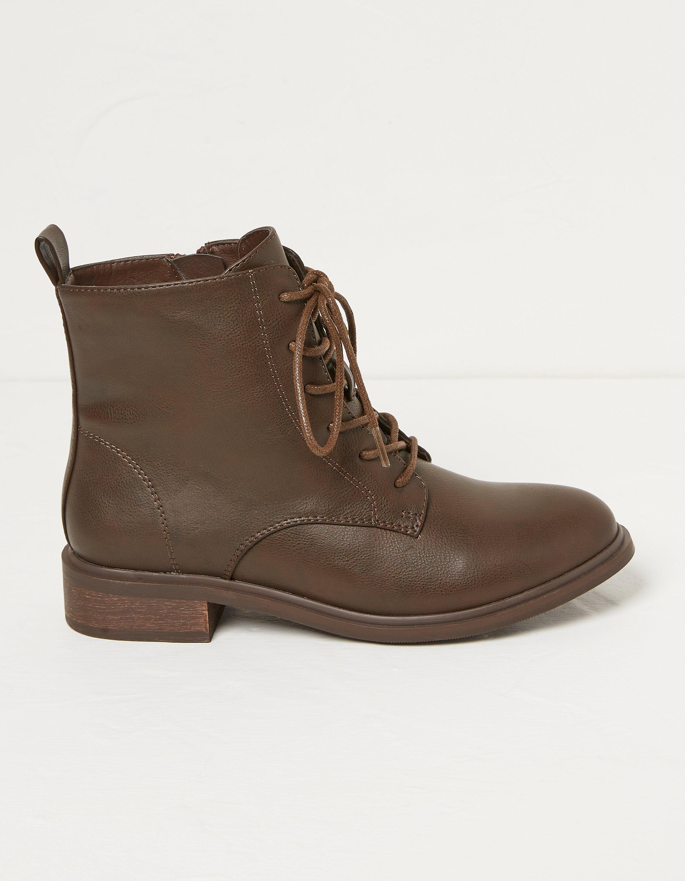 English laundry sheffield leather chukka boot sale