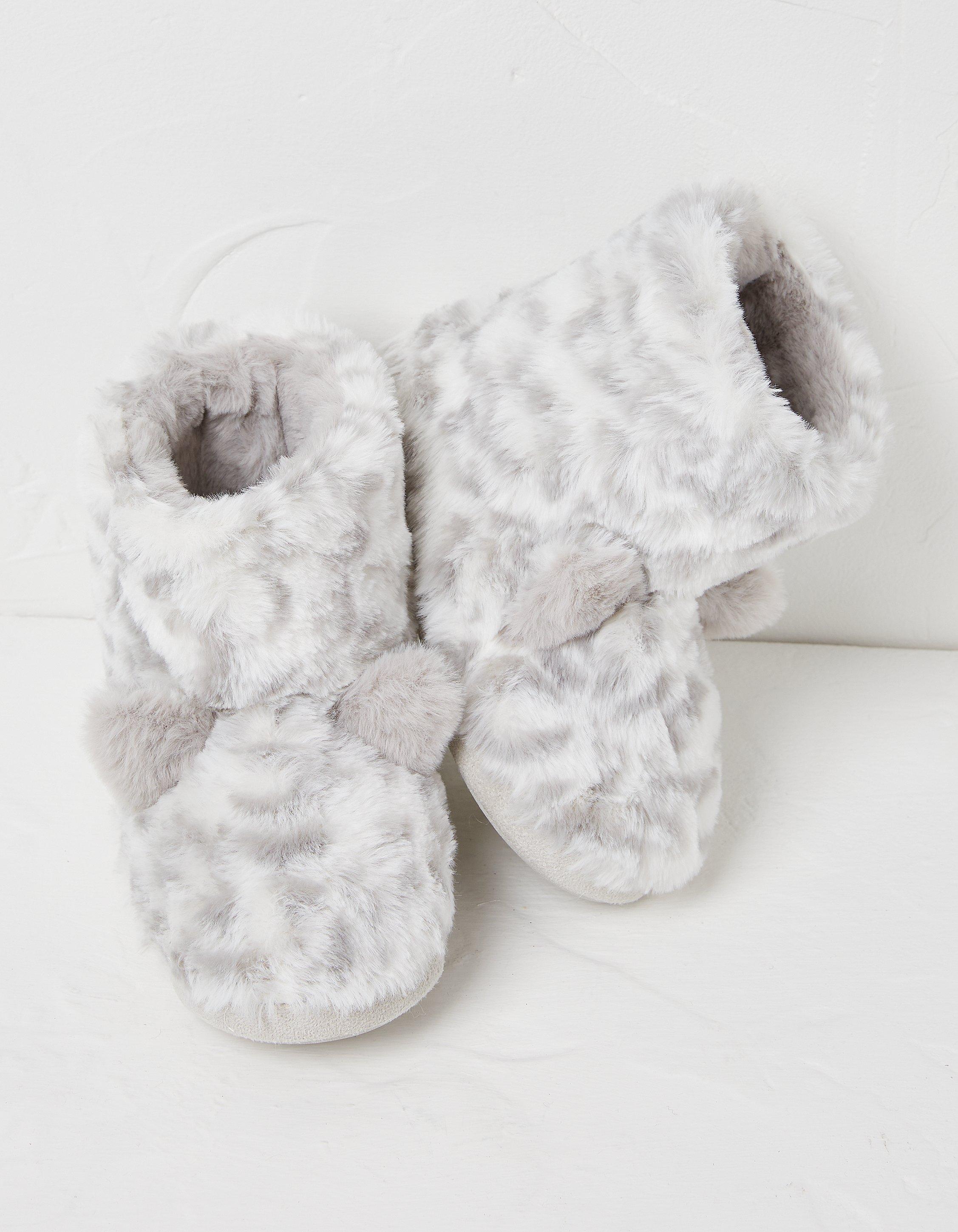 White slipper boots hot sale